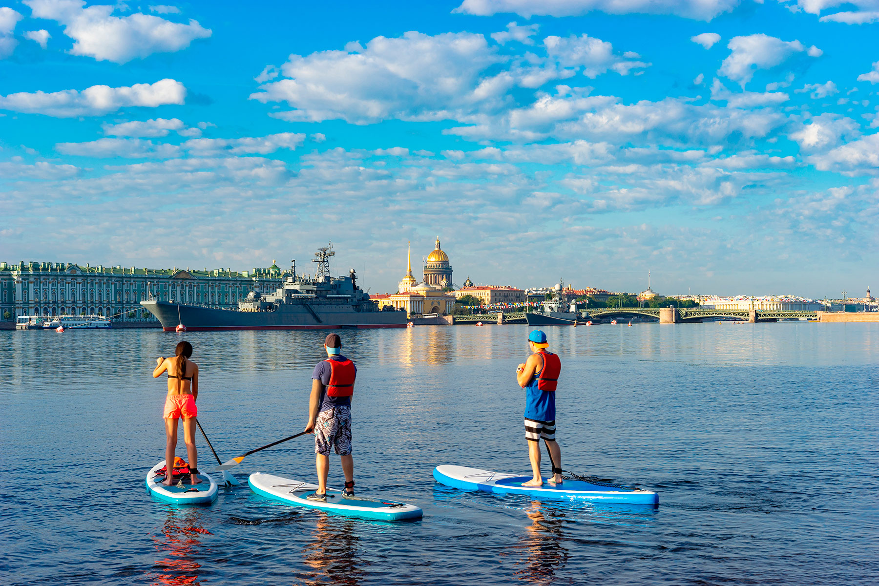 Самые интересные водные прогулки по Петербургу