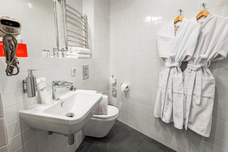 AZIMUT Отель Абакан Стандарт с одной большой кроватью