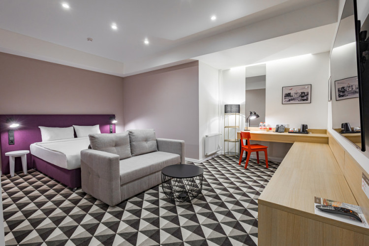 AZIMUT Отель Абакан Номер для маломобильных граждан