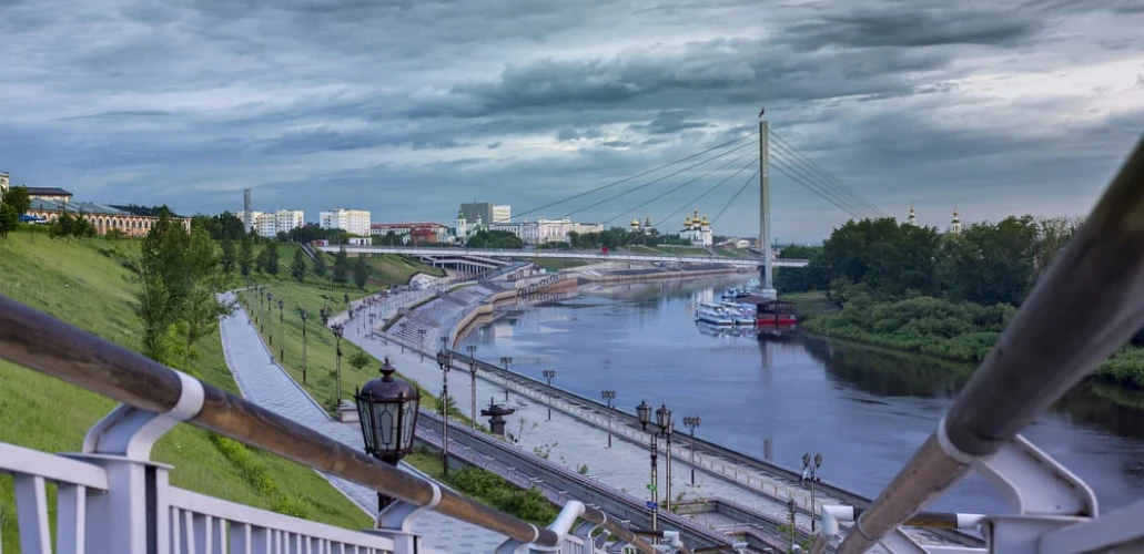 AZIMUT Cити Отель Тюмень