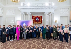 AZIMUT City Hotel Smolenskaya Moscow received the Guiding Star tourism award