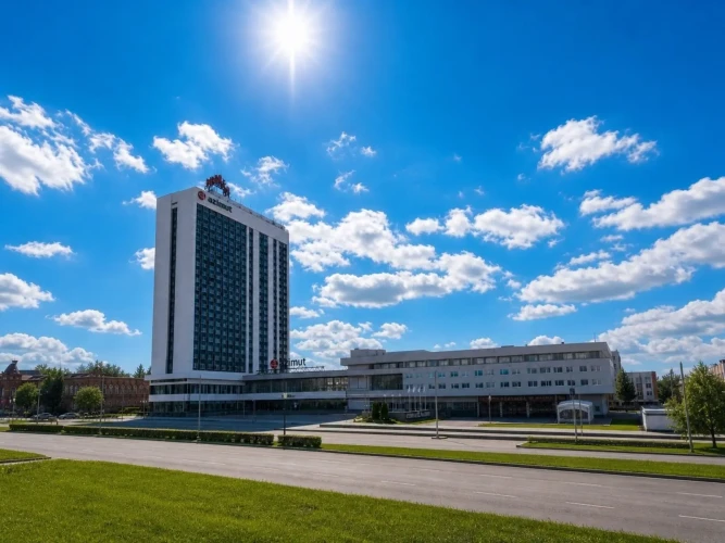 фасад AZIMUT Отель Ульяновск