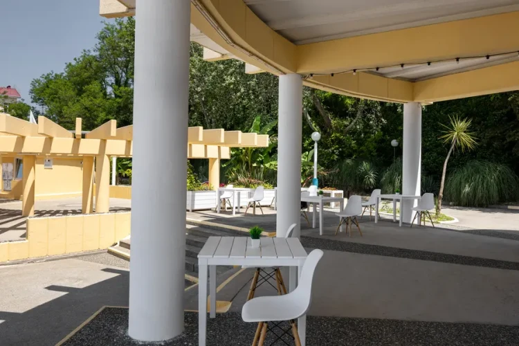 Пляж AZIMUT Здоровье Ивушка Сочи