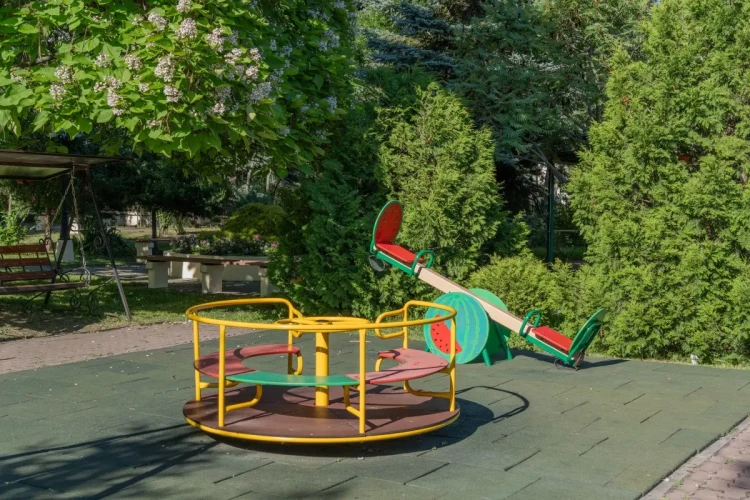 Детская площадка