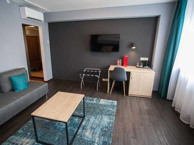 AZIMUT Отель Новосибирск room