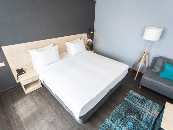 AZIMUT Отель Новосибирск room