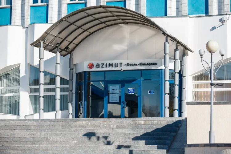 Главный вход