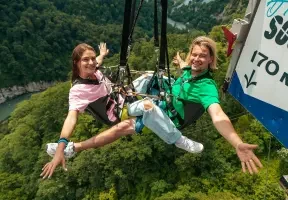 Adrenaline-pumping vacation at AZIMUT Park Hotel Vinogradnaya Sochi!