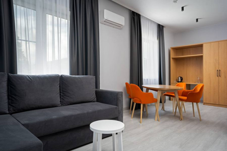 AZIMUT Здоровье Солнечный