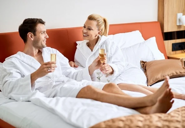 10% discount for newlyweds