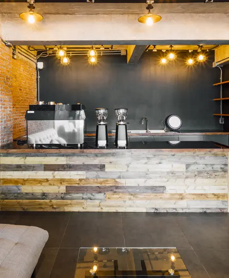 Lobby bar