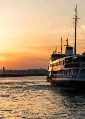 Boat trips along the Volga