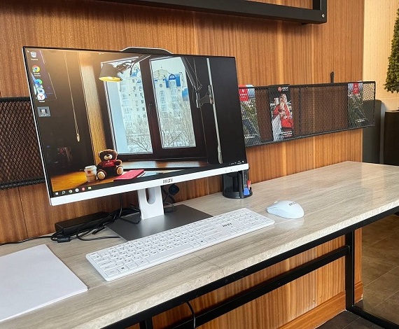 Business Corner at AZIMUT City Hotel Khabarovsk