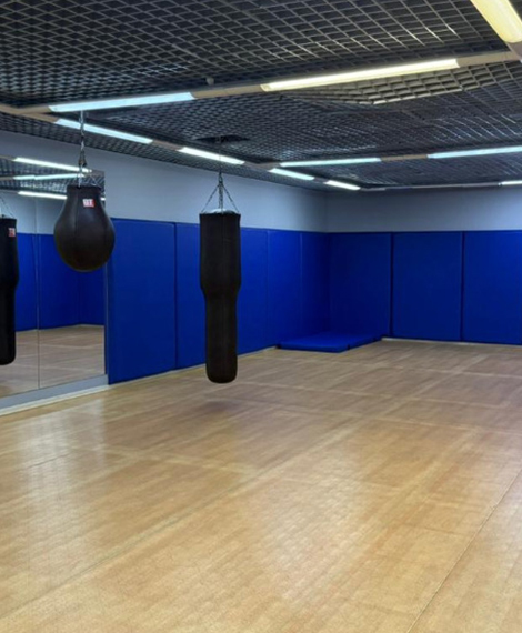Rent of halls for yoga classes in country hotel