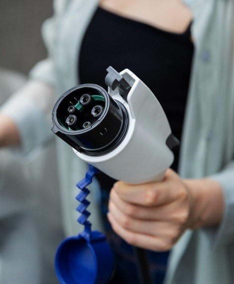 Fast Charging for Electric Vehicles
