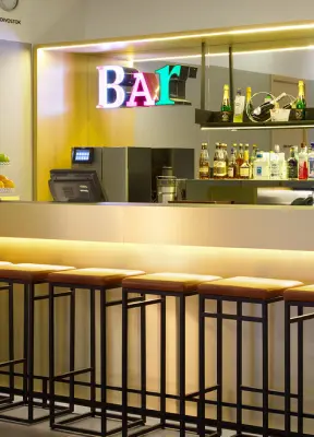 Lobby Bar